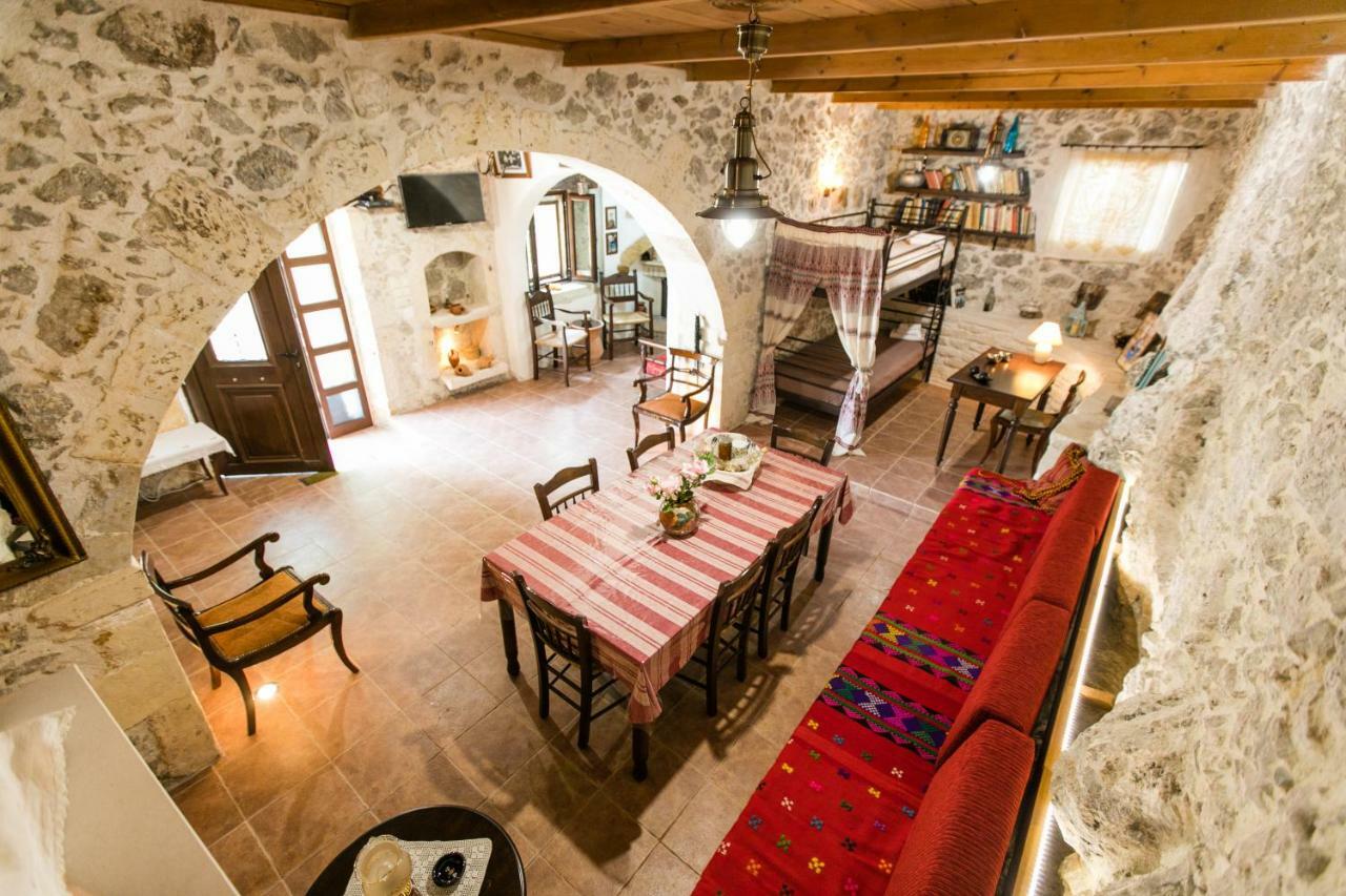 Irini΄S House Villa Alonai Bagian luar foto