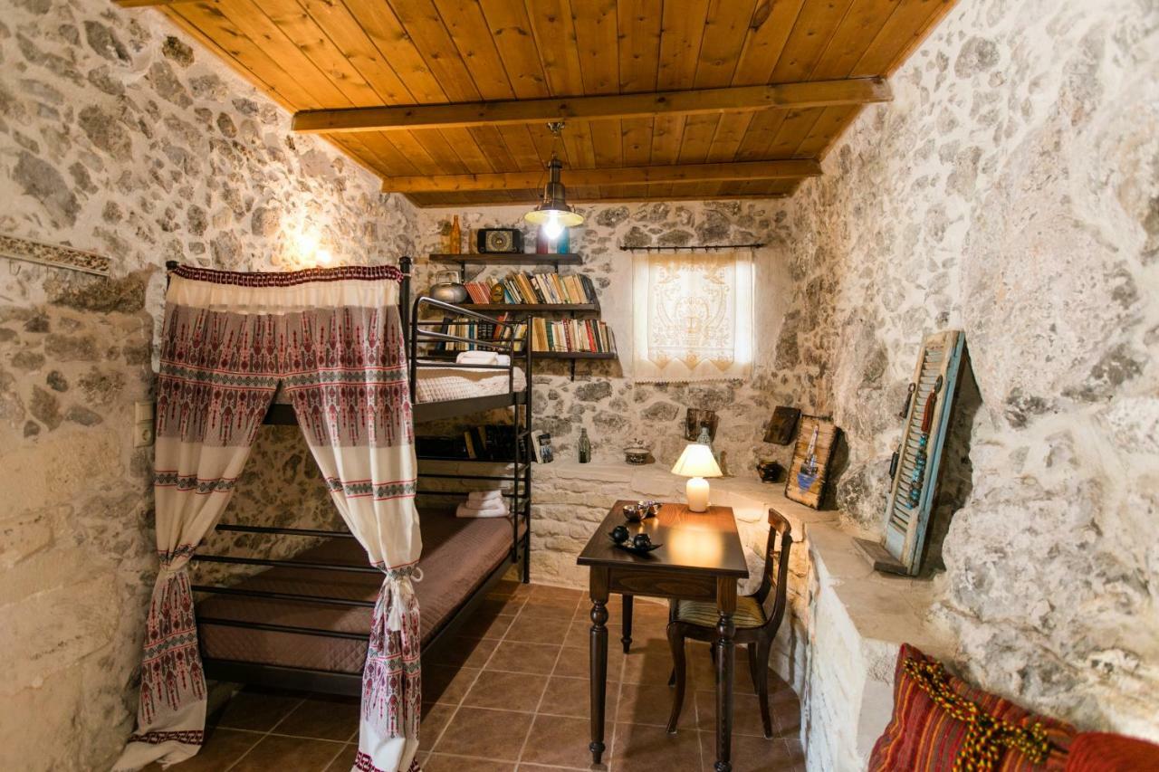 Irini΄S House Villa Alonai Bagian luar foto